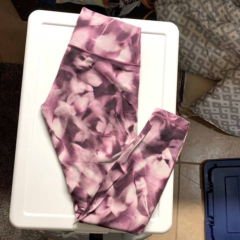 Lululemon Athletica Wunder Under 7/8 Tight - Purple Marble